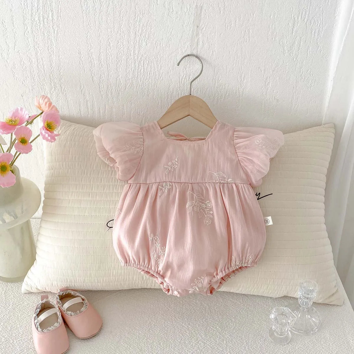 Mira Romper